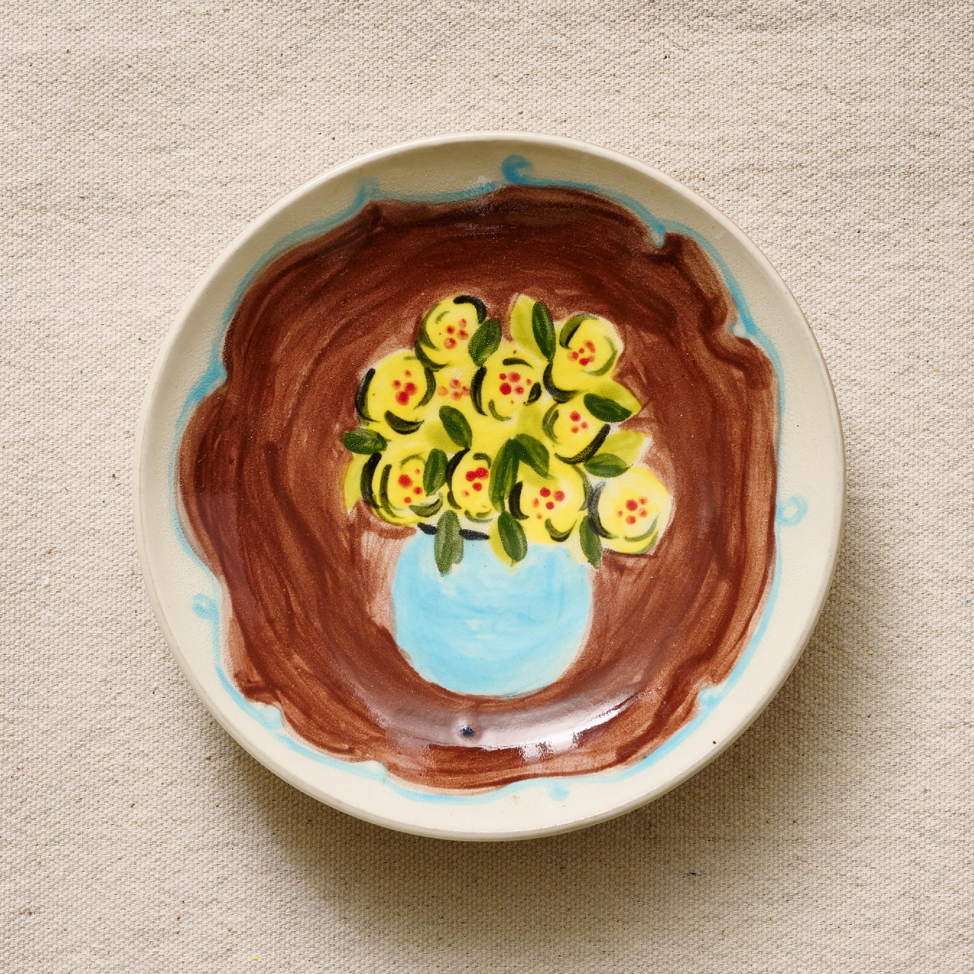 flower vase ceramic artwork front